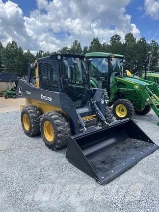 John Deere 320G Minicarregadeiras