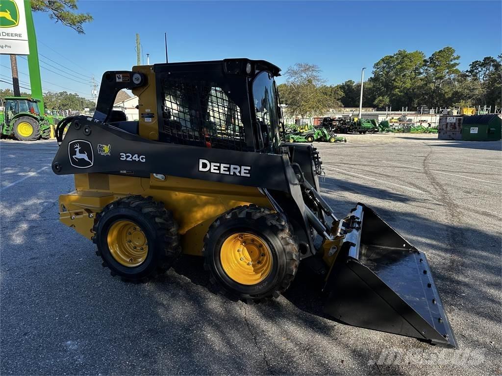 John Deere 324G Minicarregadeiras