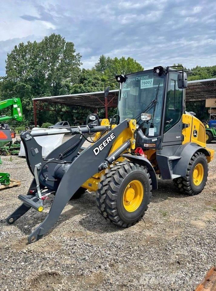 John Deere 324P Carregadeiras de rodas