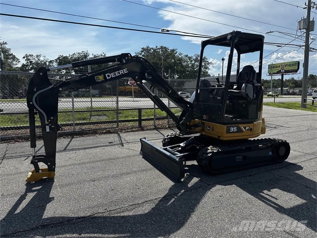 John Deere 35 P Miniescavadeiras