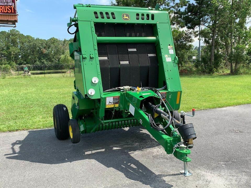 John Deere 450E Enfardadeira de rolos