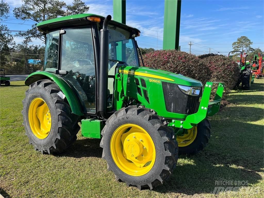John Deere 5060E Tratores Agrícolas usados
