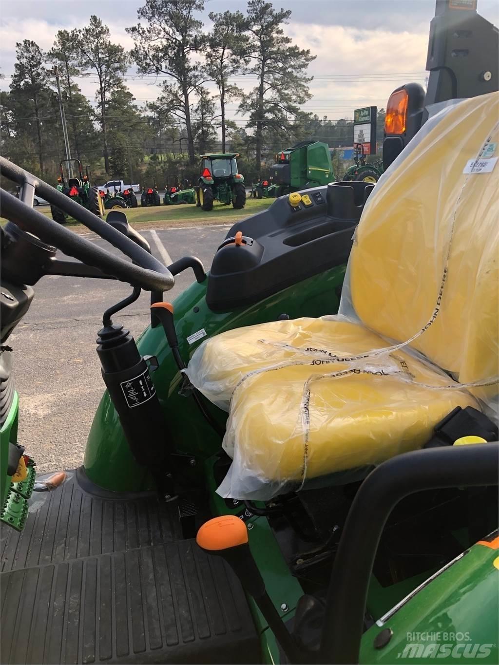 John Deere 5067E Tratores Agrícolas usados