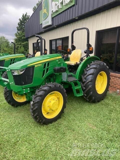 John Deere 5075E Tratores Agrícolas usados