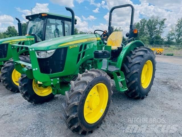 John Deere 5075E Tratores Agrícolas usados