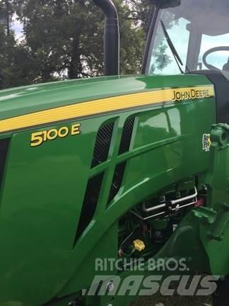 John Deere 5100E Tratores Agrícolas usados