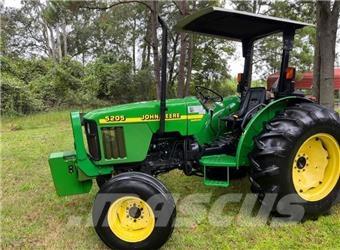 John Deere 5205 Tratores Agrícolas usados