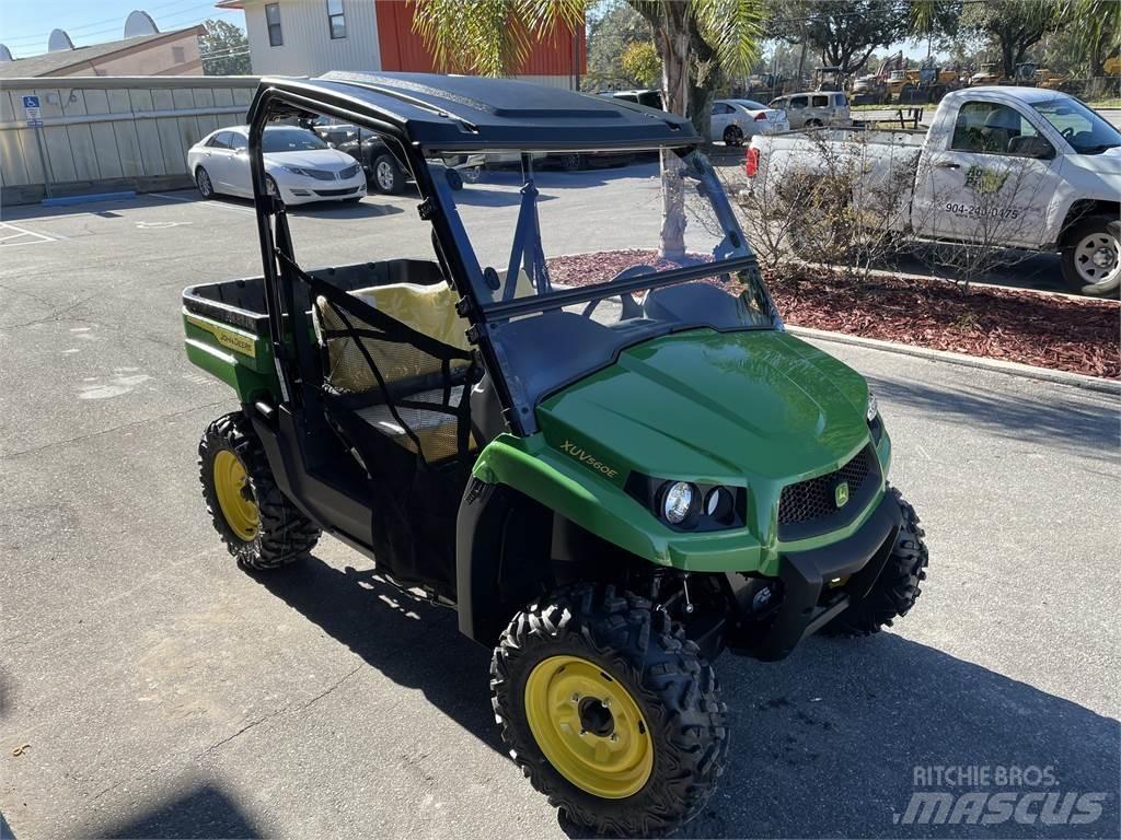 John Deere 560E Máquinas utilitárias