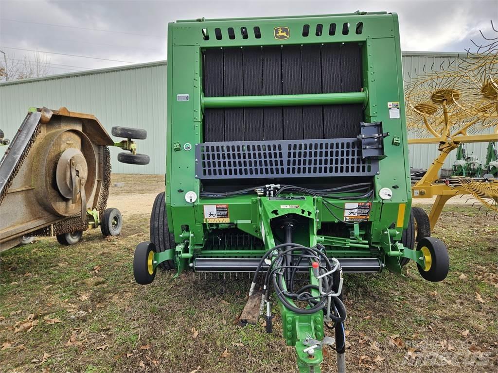 John Deere 560M Enfardadeira de rolos
