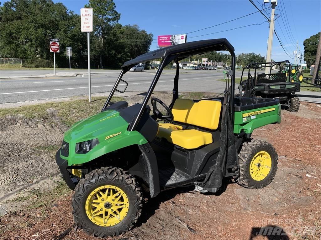 John Deere 590M Máquinas utilitárias