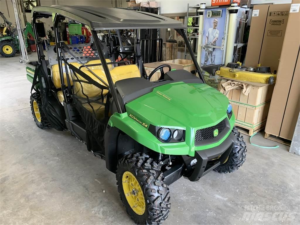 John Deere 590M Máquinas utilitárias