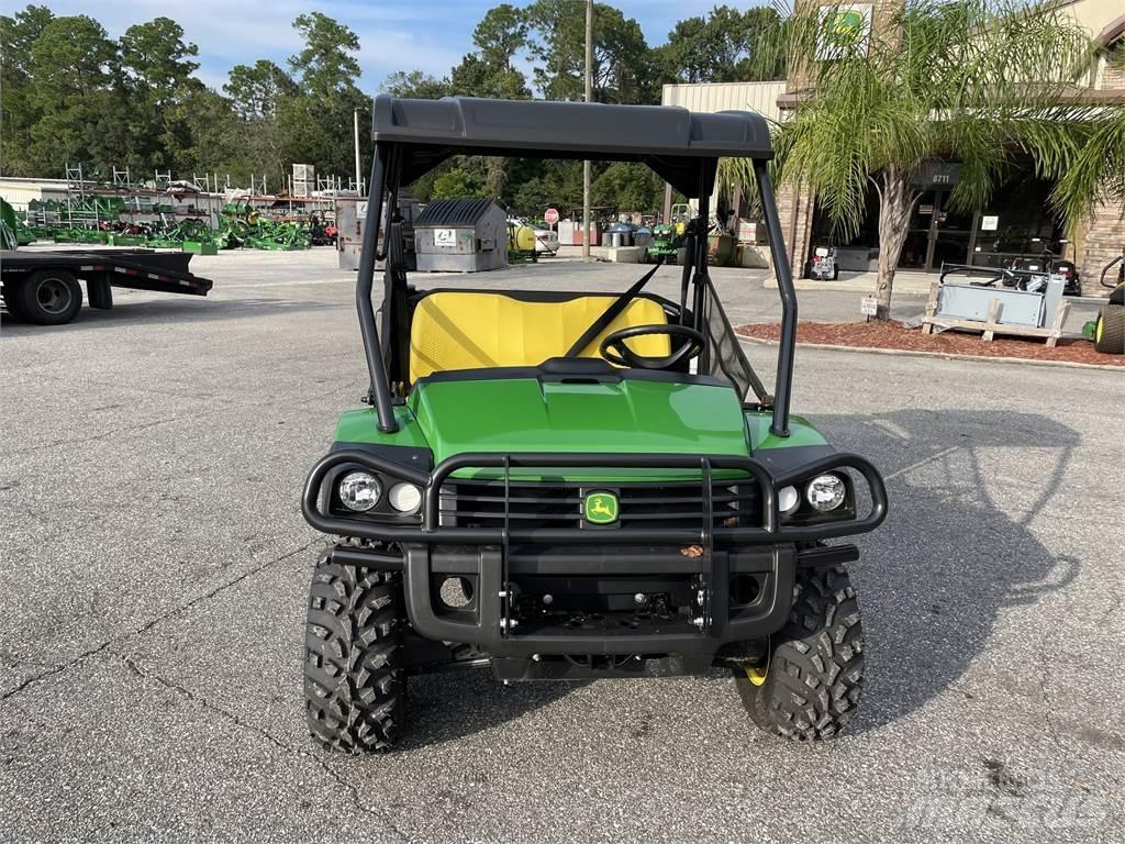 John Deere 815E Máquinas utilitárias