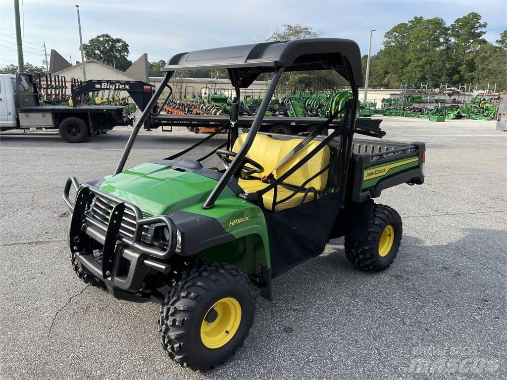 John Deere 815E Máquinas utilitárias