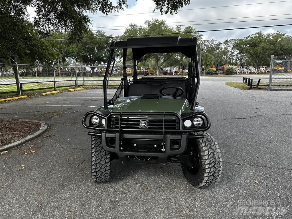 John Deere 825M Máquinas utilitárias
