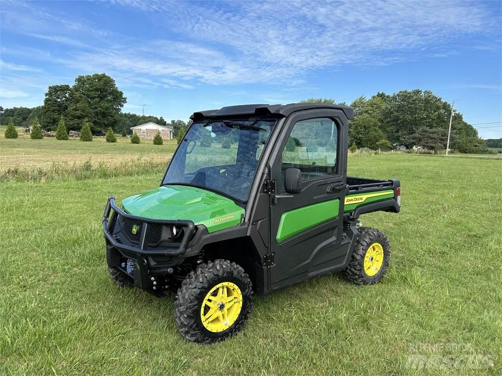 John Deere 835M Máquinas utilitárias