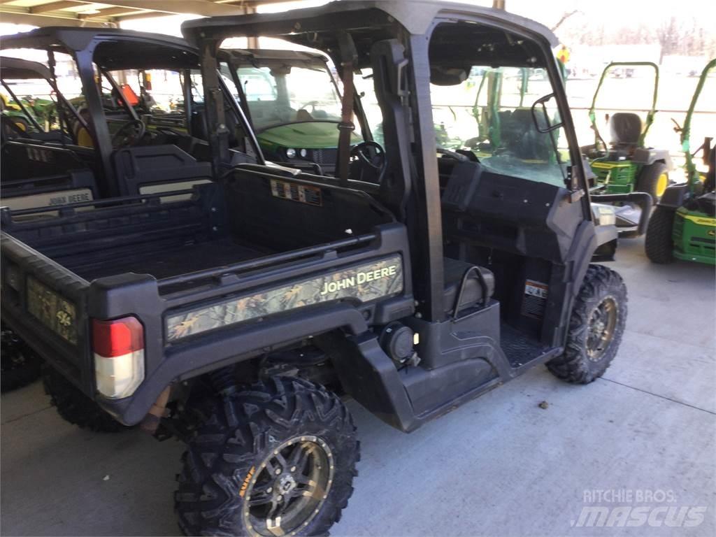 John Deere 835M Máquinas utilitárias