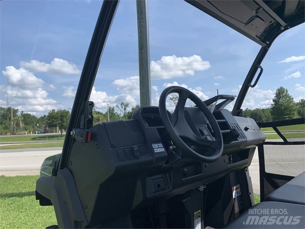 John Deere 865M Máquinas utilitárias