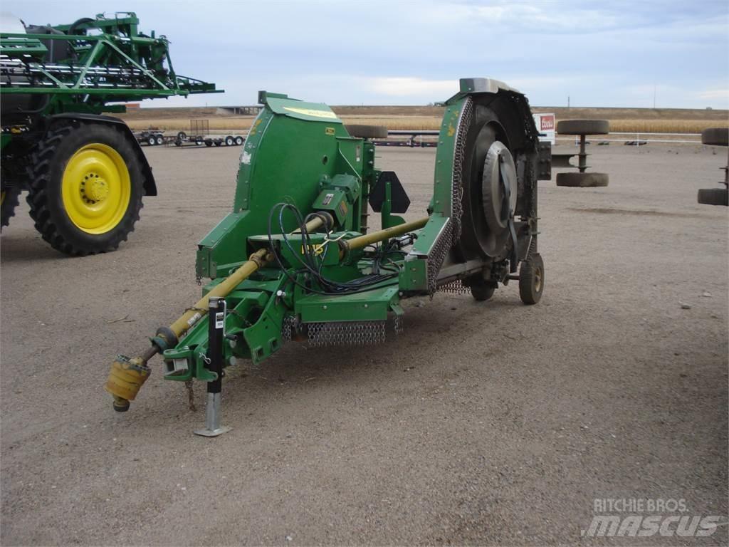 John Deere R15 Cortadores, moinhos e desenroladores de fardos