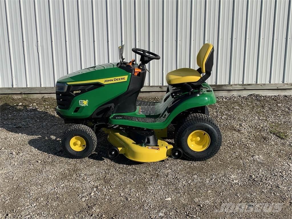 John Deere S140 Corta-Relvas Riders