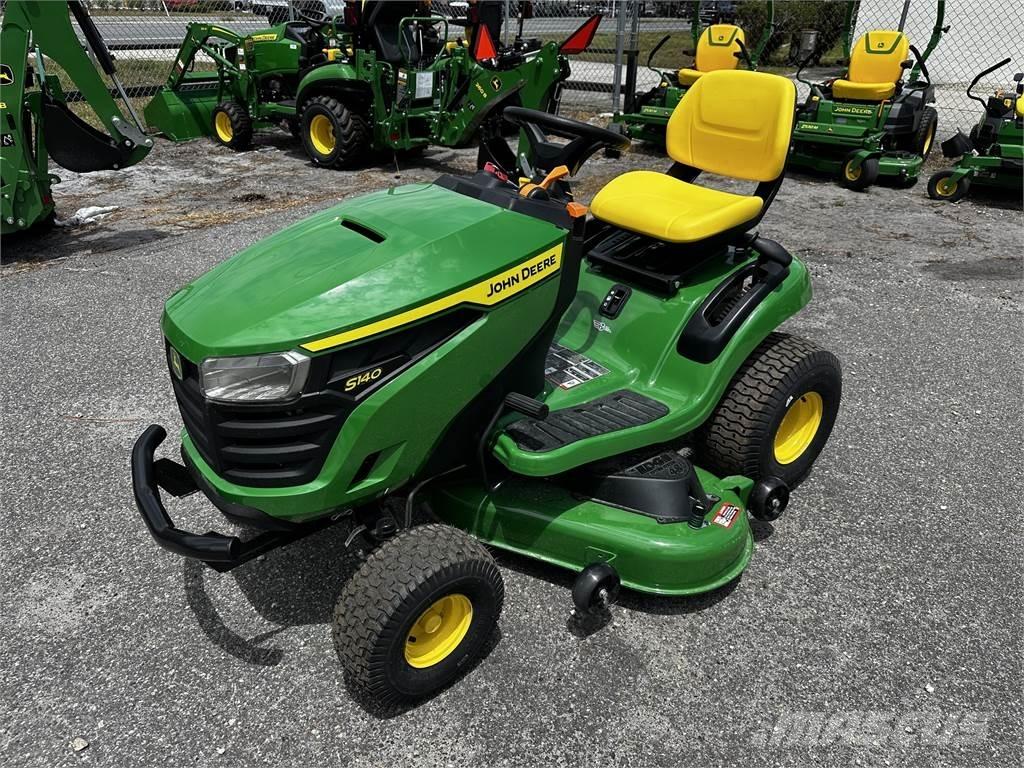 John Deere S140 Corta-Relvas Riders