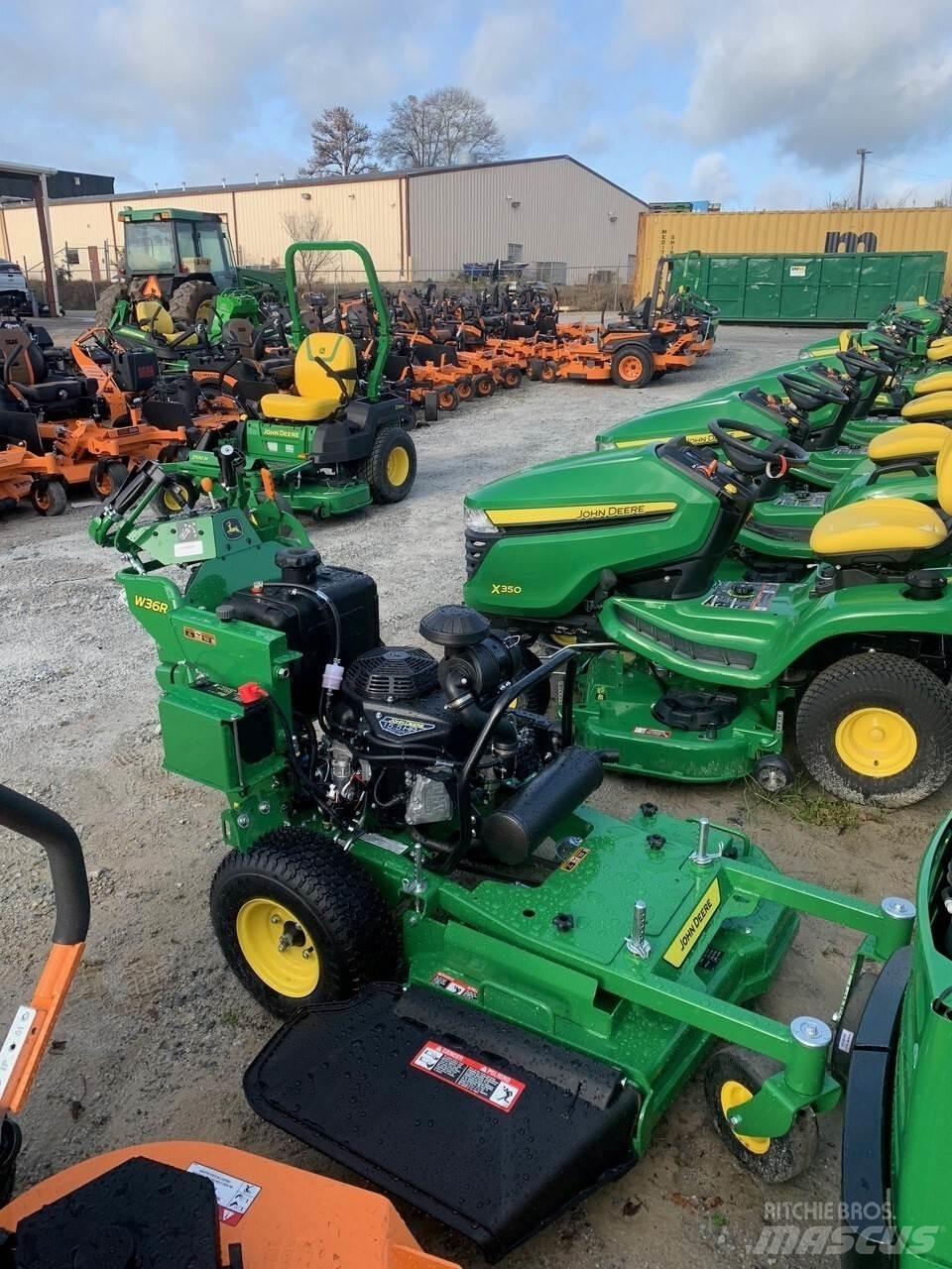 John Deere W36R Corta-Relvas walk-behind