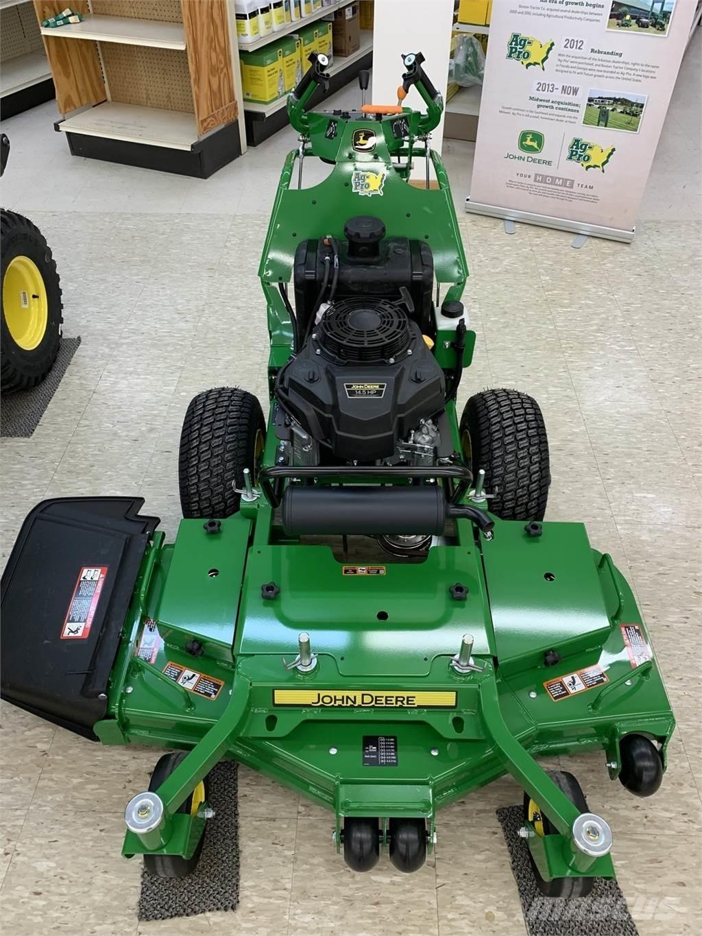John Deere W48M Corta-Relvas walk-behind