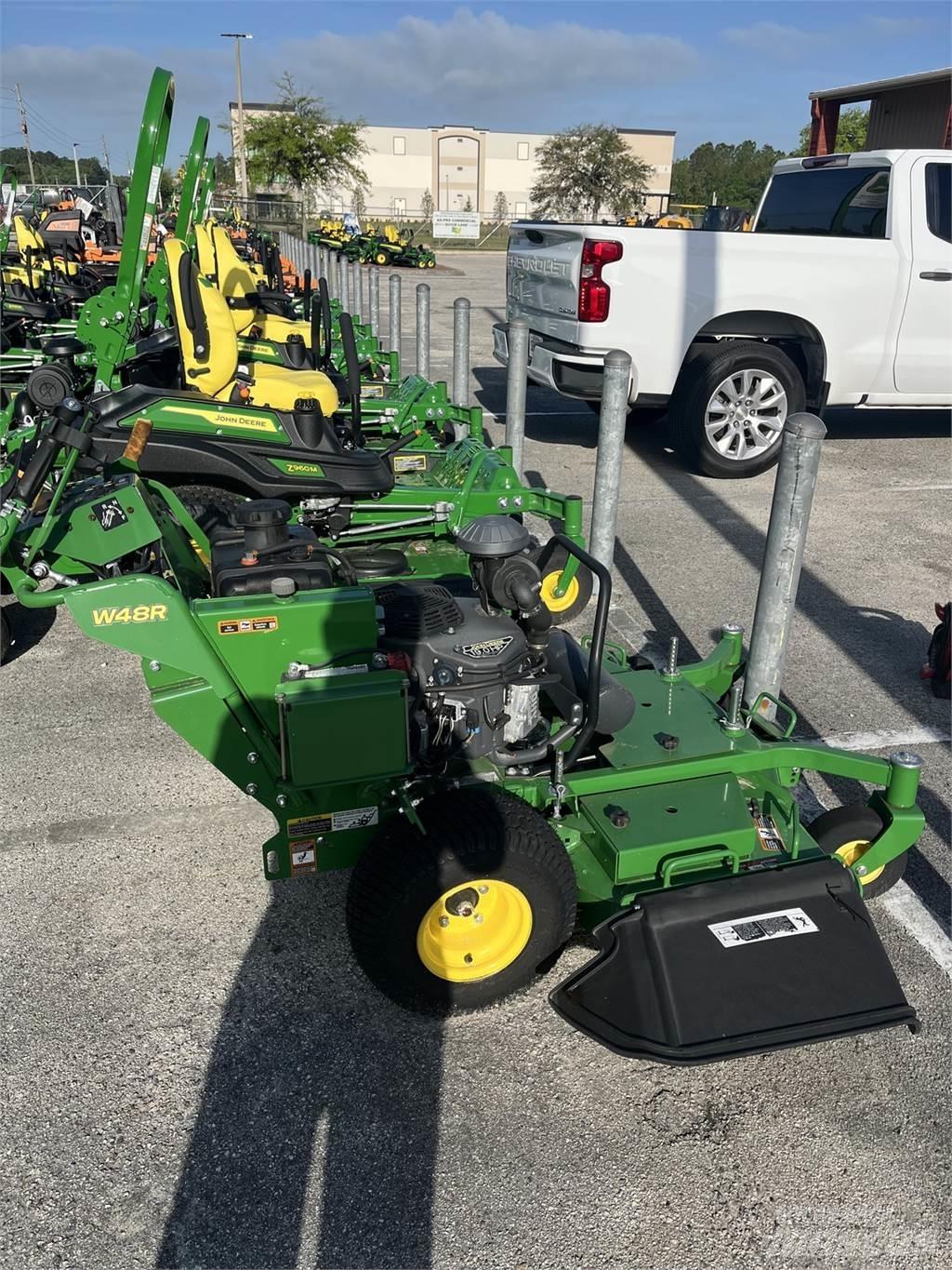 John Deere W48R Corta-Relvas walk-behind