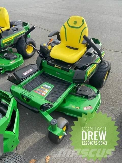 John Deere Z330R Corta-Relvas Zero turn