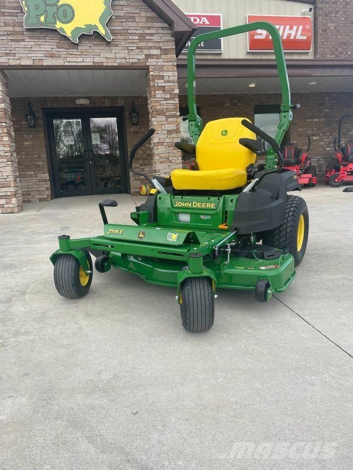 John Deere Z515E Corta-Relvas Zero turn