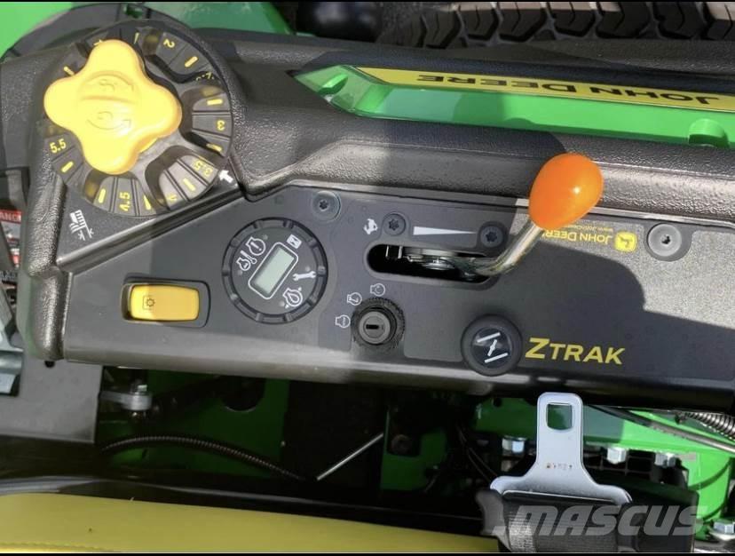 John Deere Z930M Corta-Relvas Zero turn