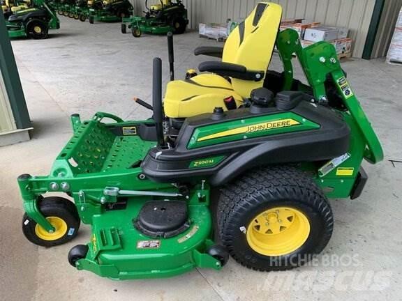 John Deere Z950M Corta-Relvas Zero turn