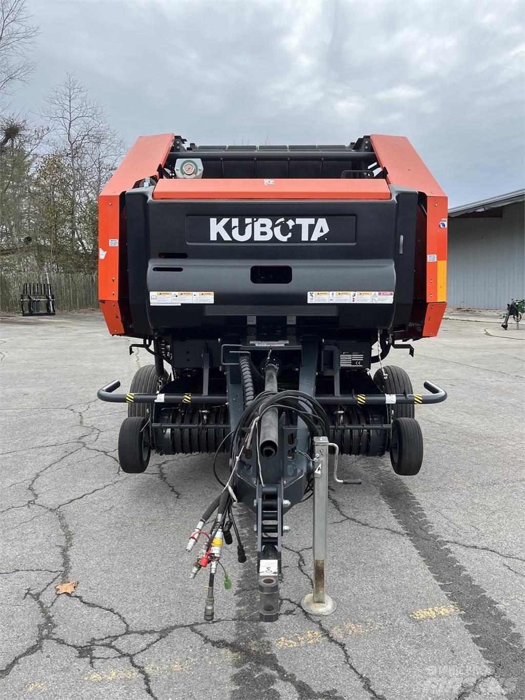 Kubota BV4160E Enfardadeira de rolos