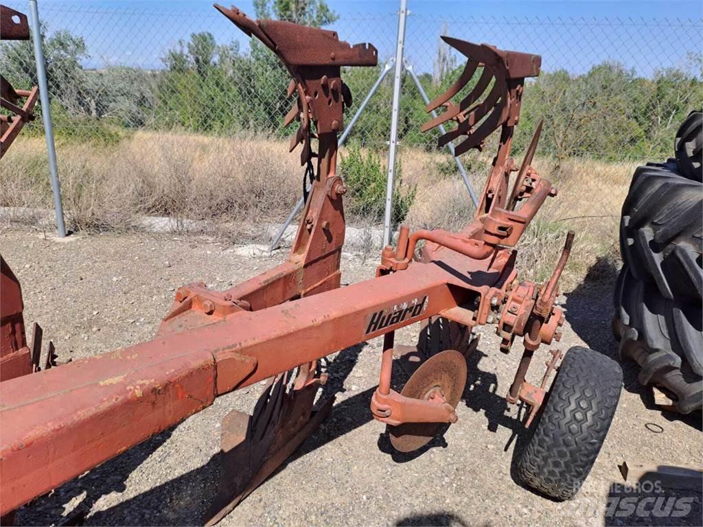 Kuhn ARADO KUHN Outras máquinas de lavoura e acessórios