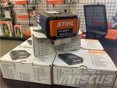 Stihl AP300S Carros de golfe