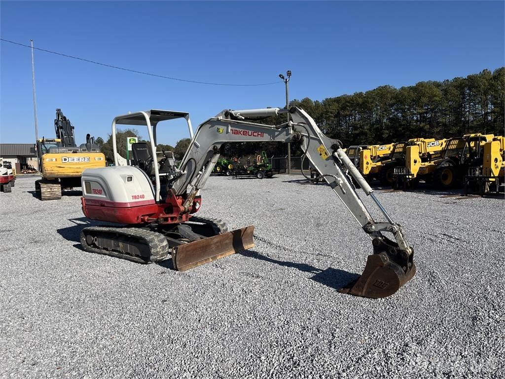Takeuchi TB240 Miniescavadeiras