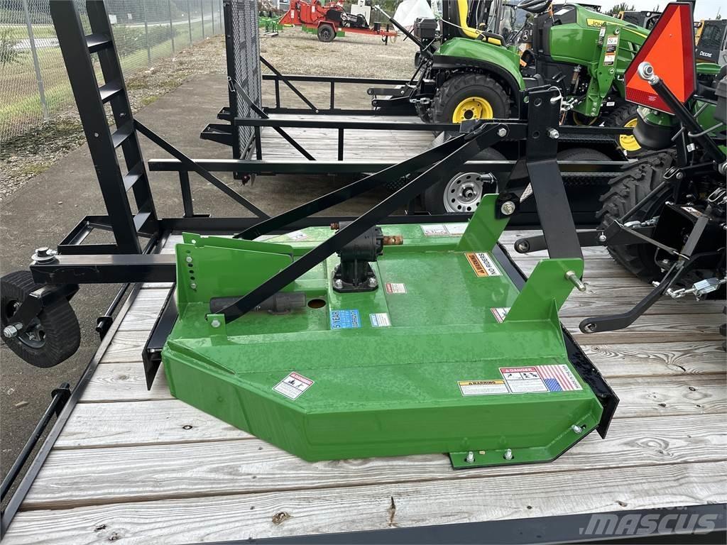 Titan 1204 Cortadores, moinhos e desenroladores de fardos