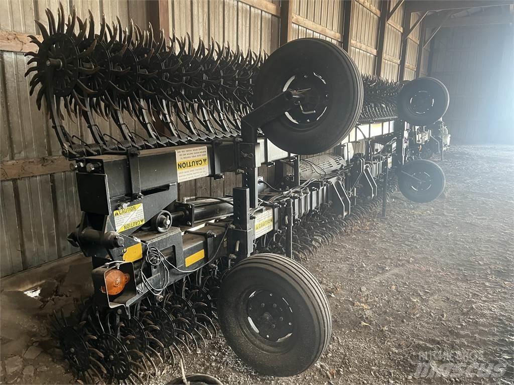 YETTER 3541 Outras máquinas de lavoura e acessórios