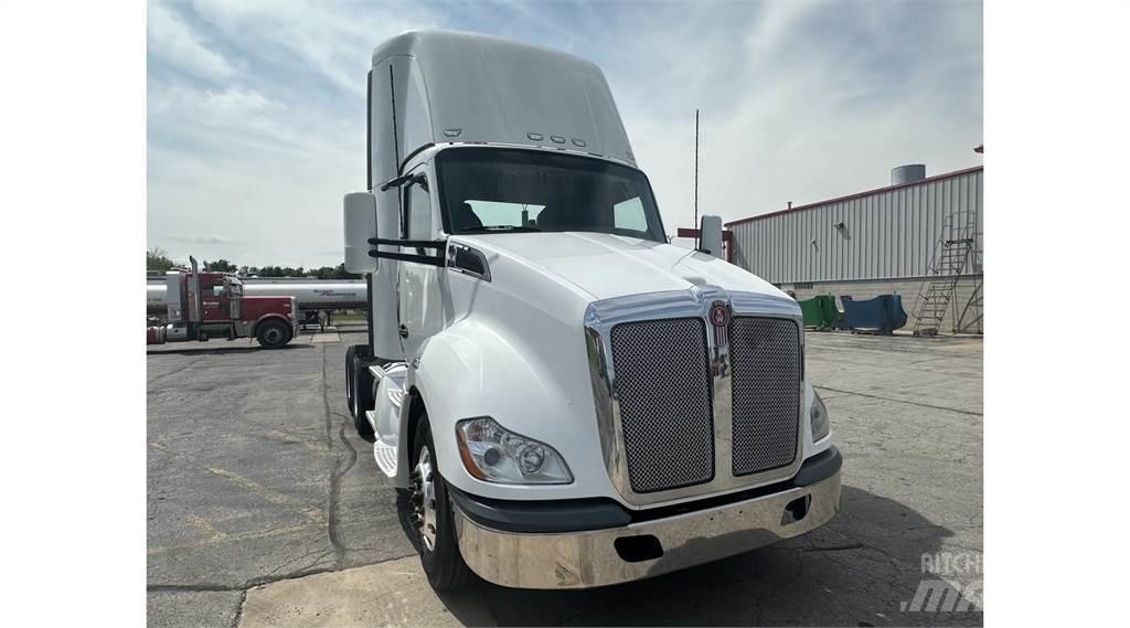 Kenworth T680 Cavalos Mecânicos