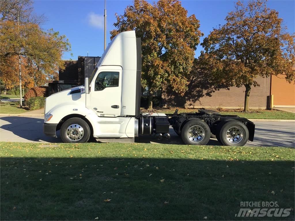 Kenworth T680 Cavalos Mecânicos