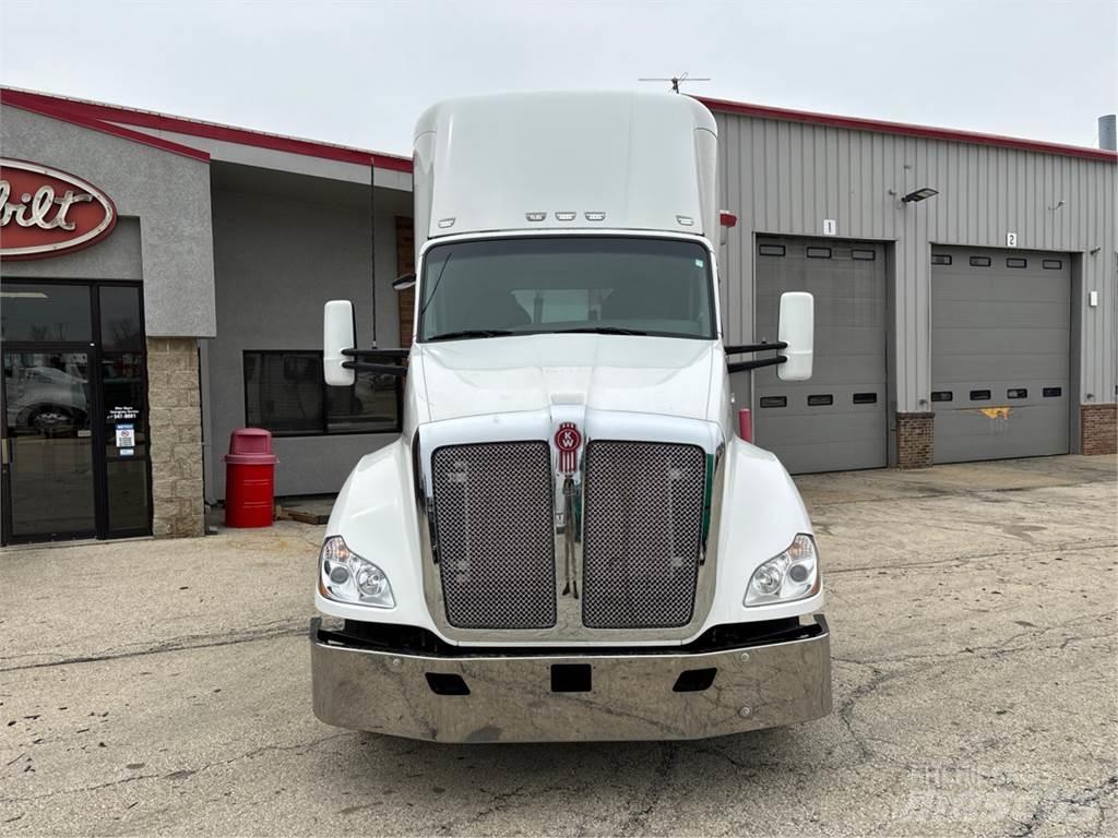 Kenworth T680 Cavalos Mecânicos