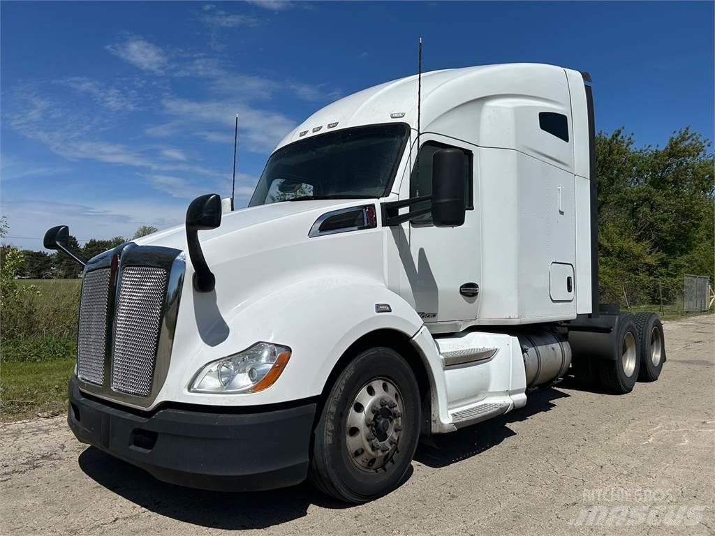 Kenworth T680 Cavalos Mecânicos