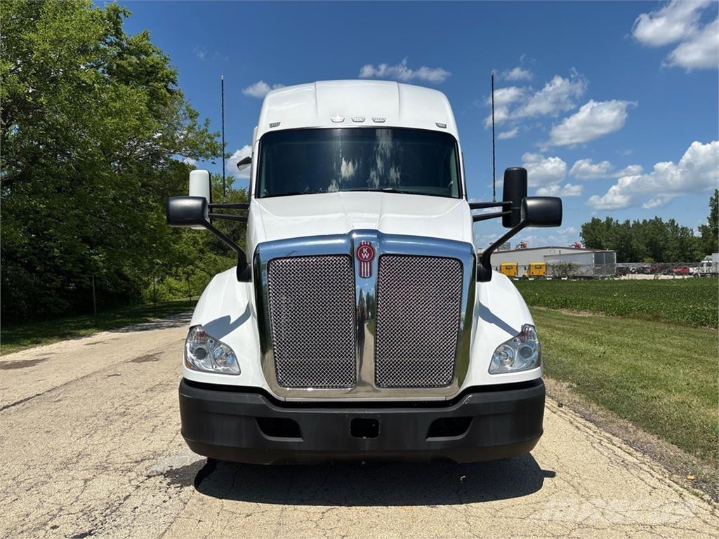 Kenworth T680 Cavalos Mecânicos