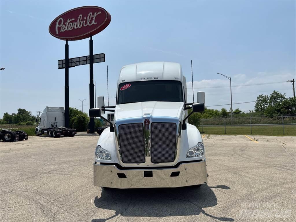 Kenworth T680 Cavalos Mecânicos