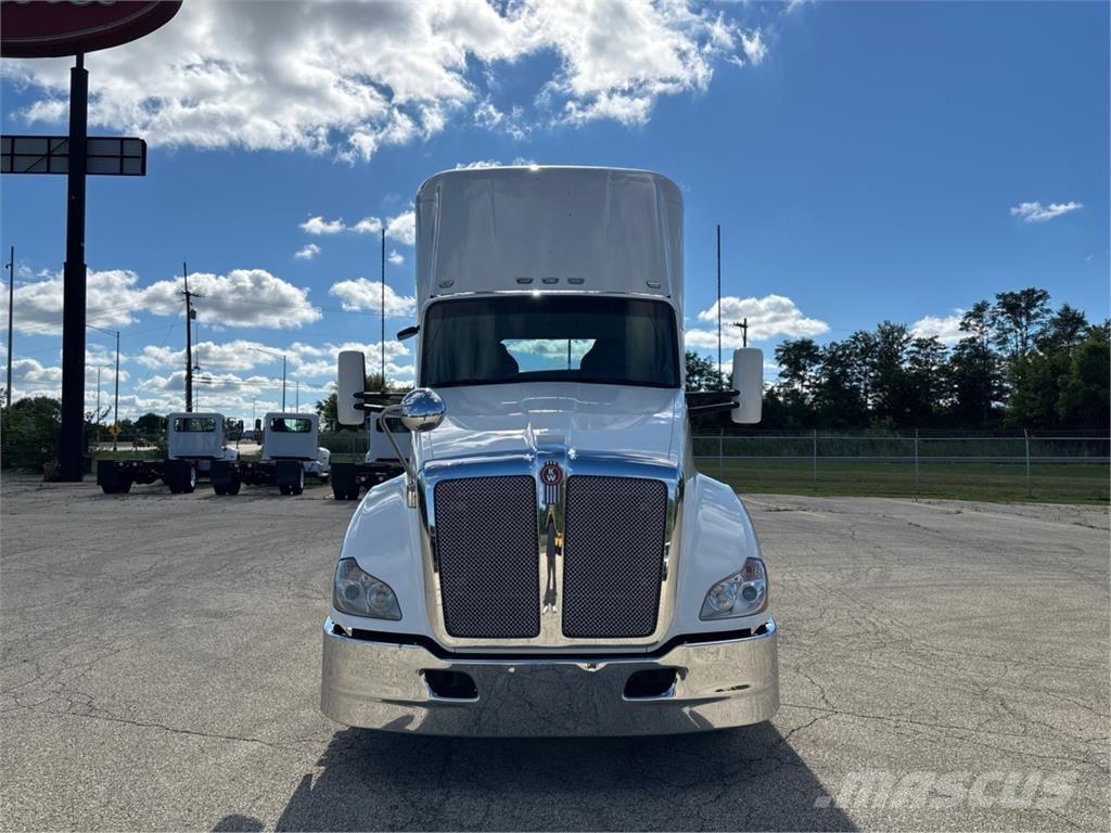 Kenworth T680 Cavalos Mecânicos