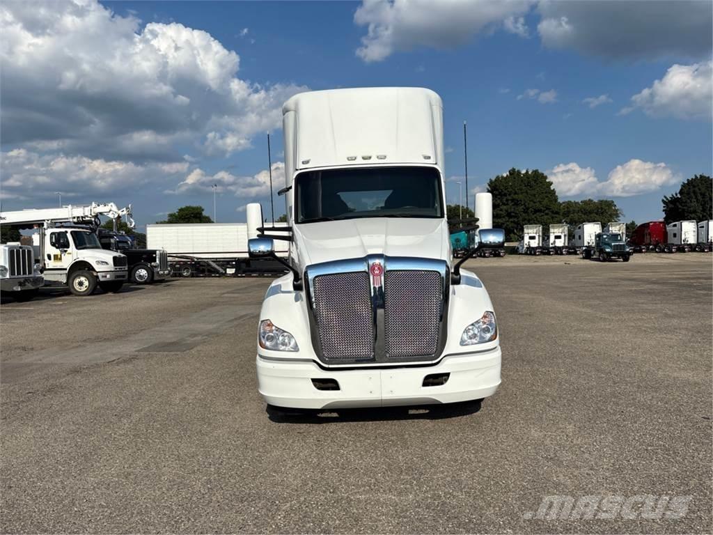 Kenworth T680 Cavalos Mecânicos