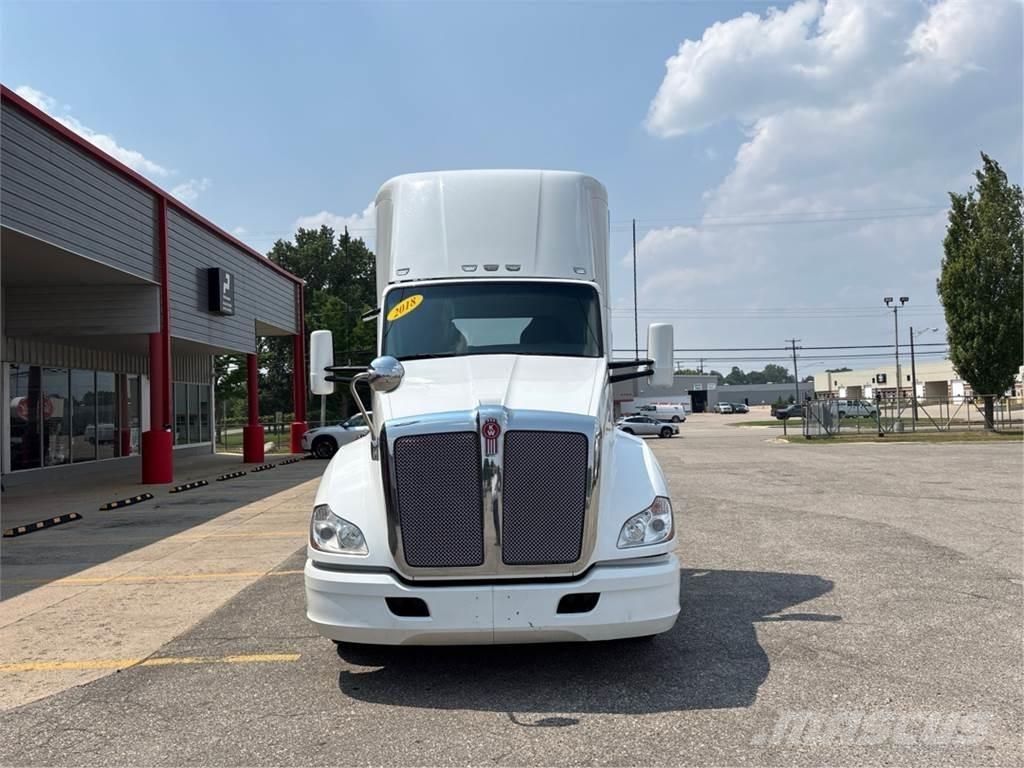 Kenworth T680 Cavalos Mecânicos
