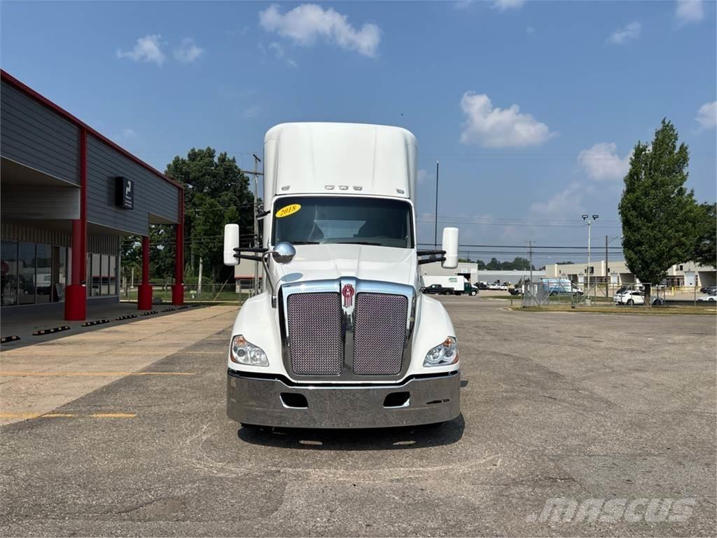 Kenworth T680 Cavalos Mecânicos