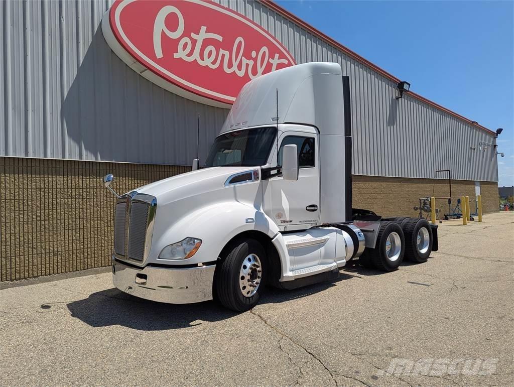 Kenworth T680 Cavalos Mecânicos