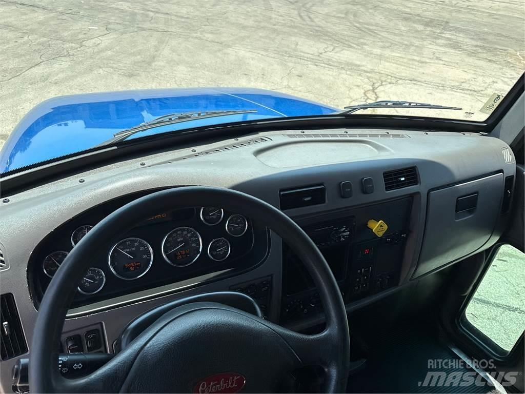 Peterbilt 337 Outros Camiões