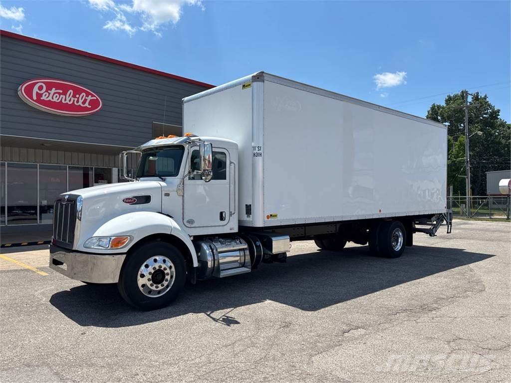 Peterbilt 337 Caminhões de caixa fechada